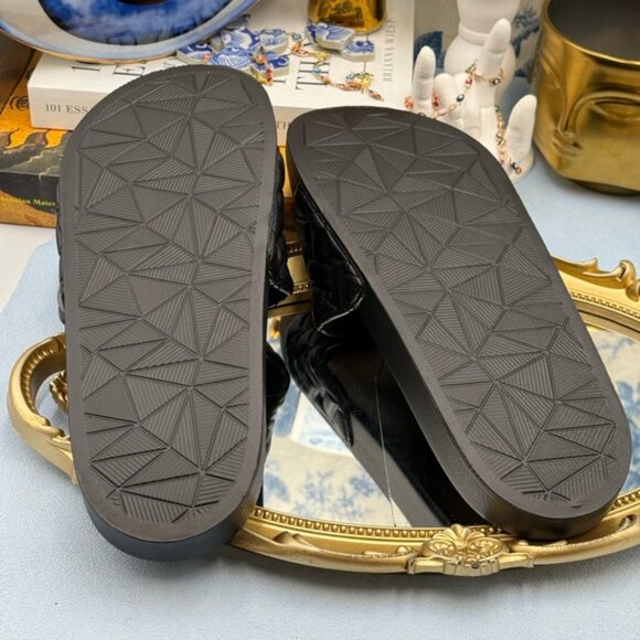 🆕 KURT GEIGER LONDON 🧿 NWOT Meena Eagle Slide, Quilted Black - Sz EU 41 US 10 - Picture 14 of 15